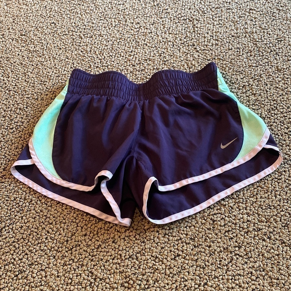 Nike Dri-Fit Size XS Running Shorts in EUC